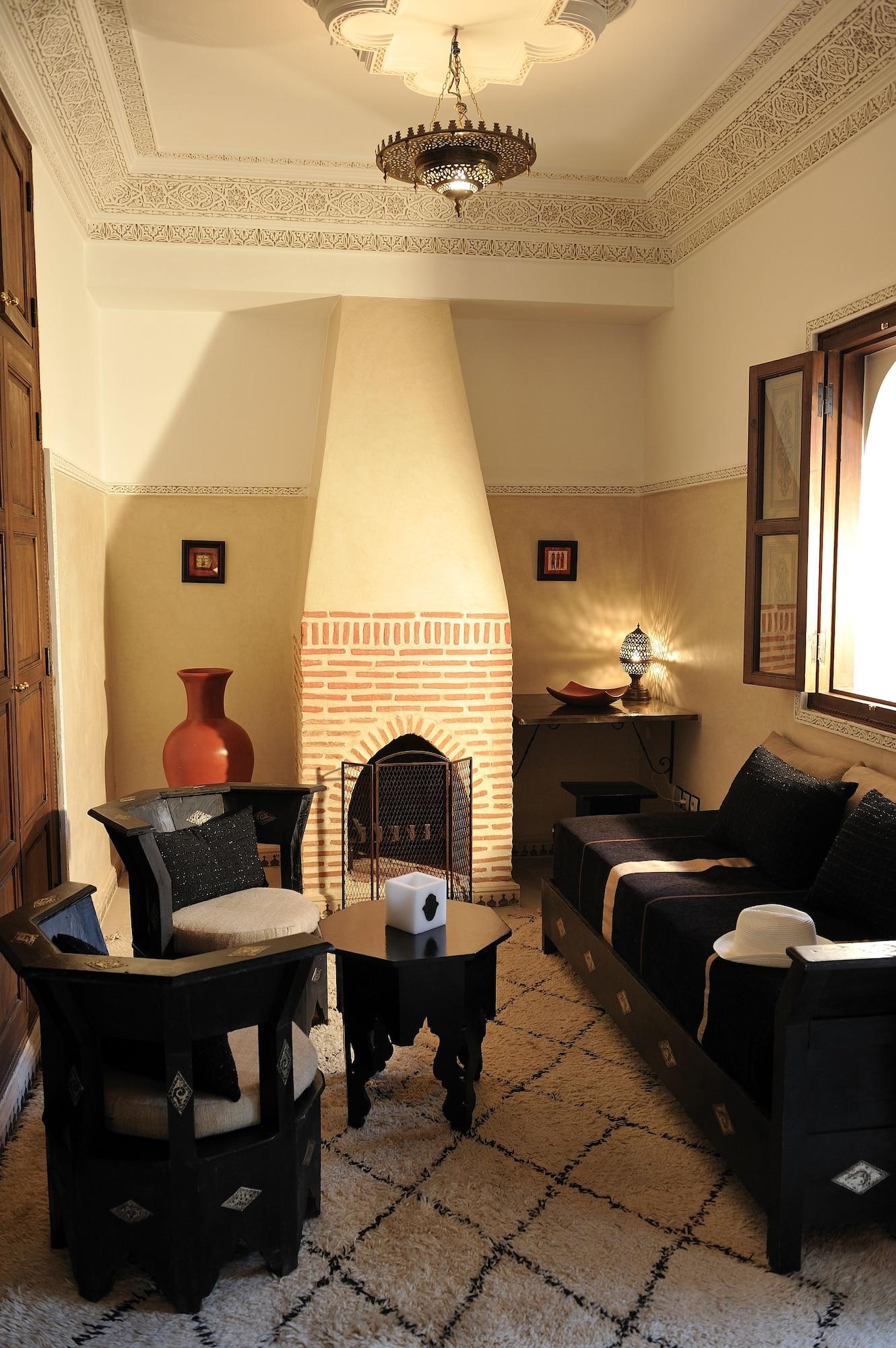Riad Le Jardin D'Abdou Marrakesz Zewnętrze zdjęcie A Moroccan living room