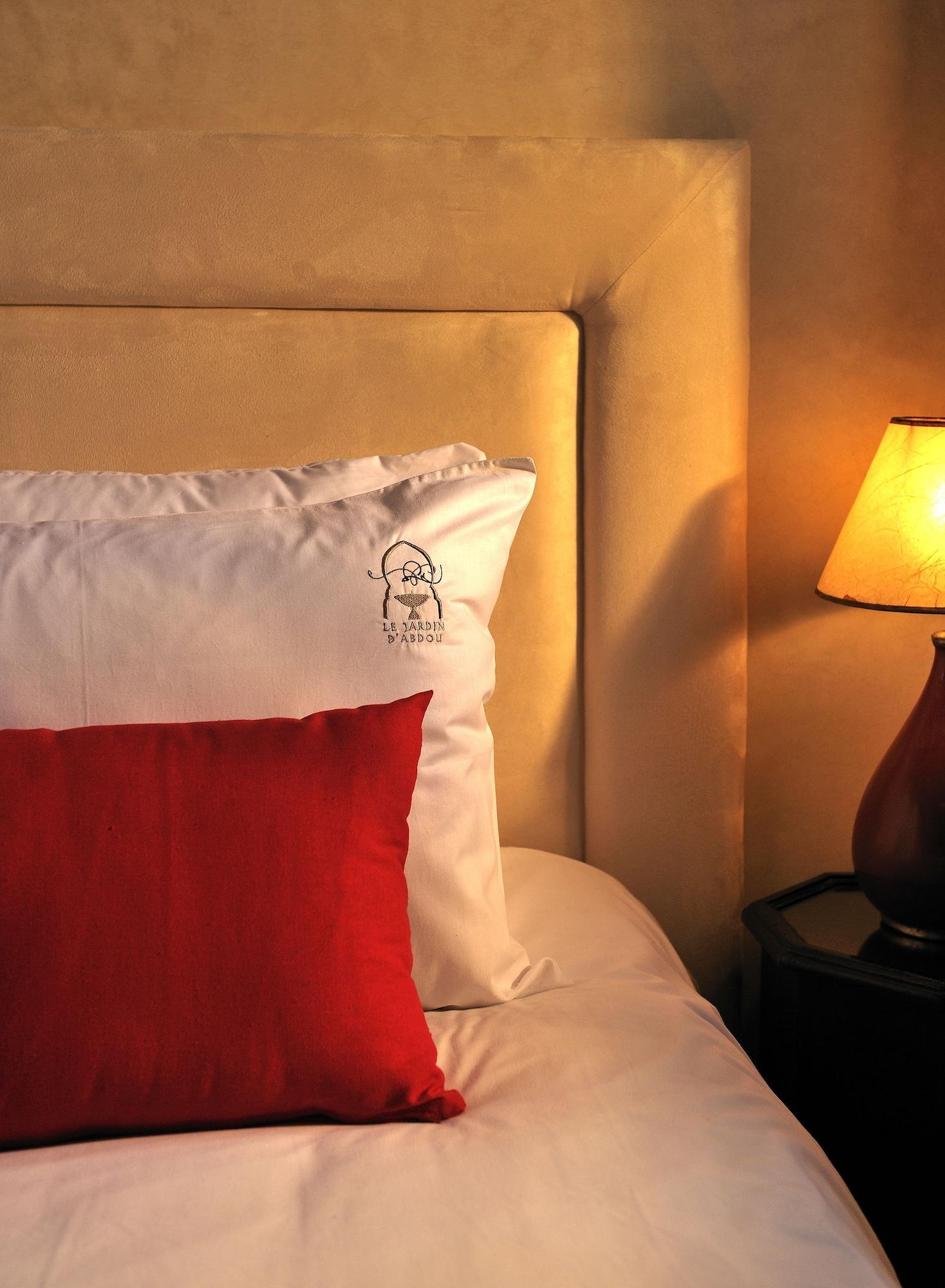 Riad Le Jardin D'Abdou Marrakesz Zewnętrze zdjęcie A pillow