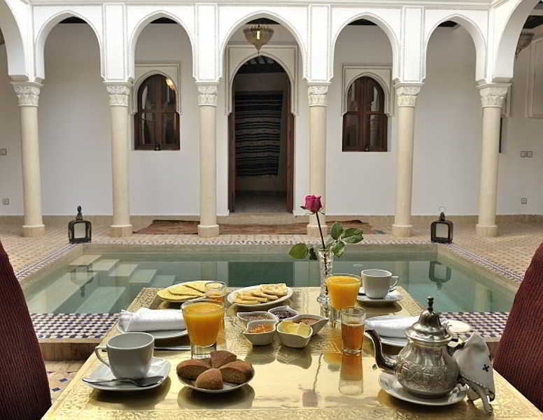 Riad Le Jardin D'Abdou Marrakesz Zewnętrze zdjęcie Breakfast at a riad in Marrakech